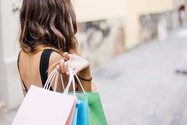 Believe it or not, you can earn money for college by shopping. As a mystery shopper, you can get paid to evaluate your shopping experience at a lot of different stores.