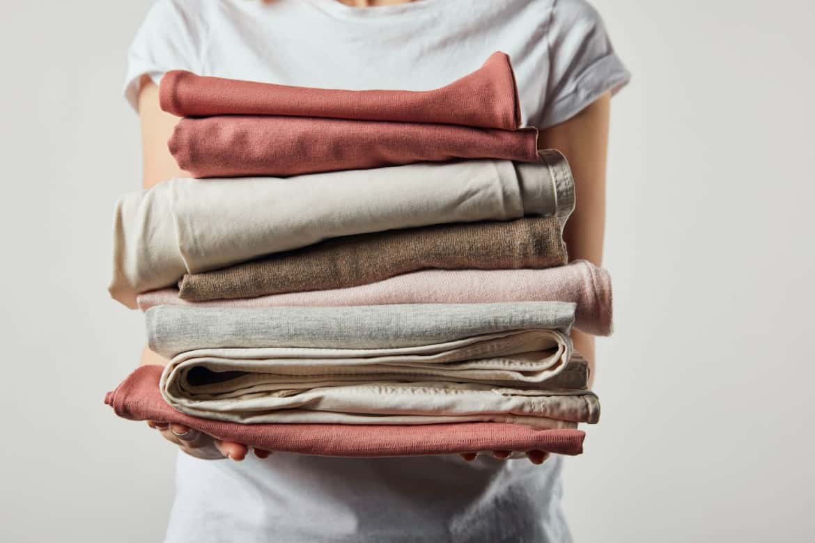 15 Places to Sell Clothes Online that Pay Great Money