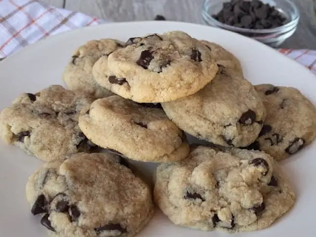 With only 2.5 net carbs per cookie, these are a great low carb variety of an old-time favorite.