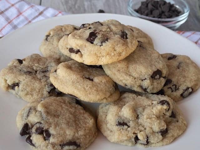 With only 2.5 net carbs per cookie, these are a great low carb variety of an old-time favorite.