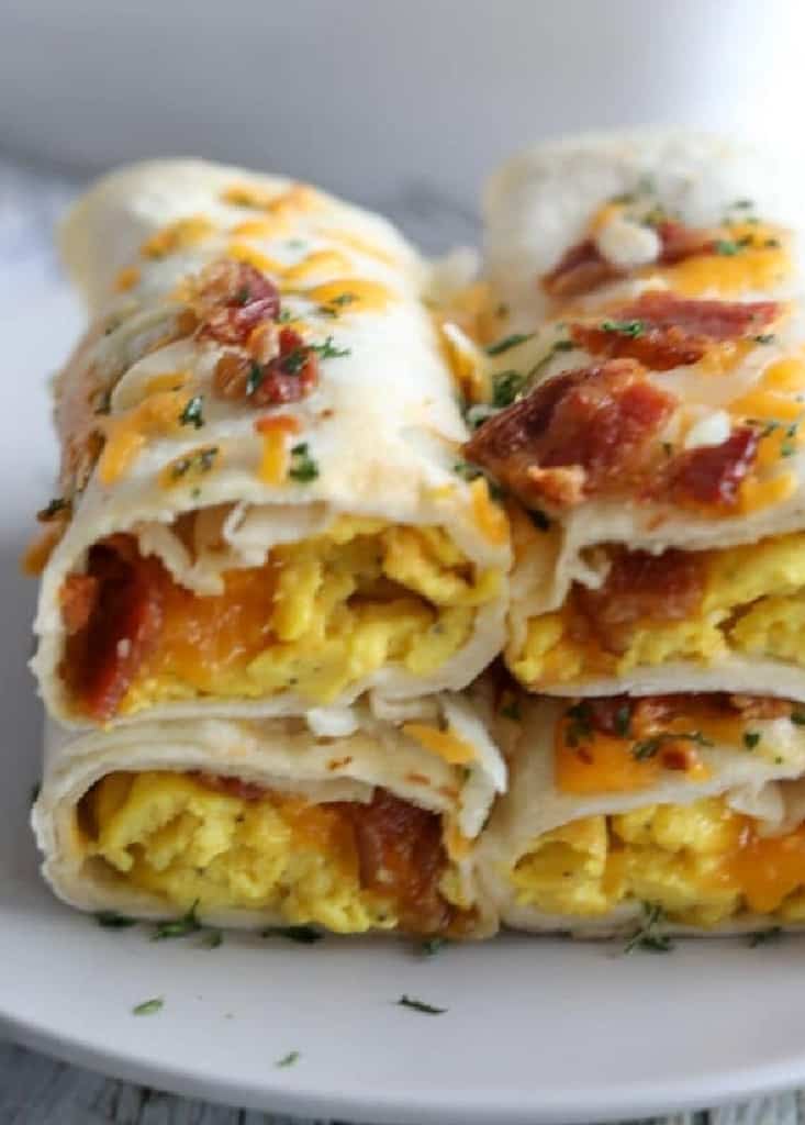 Low-carb breakfast burritos are a great way to eat a protein rich breakfast, with low carbs and great taste.