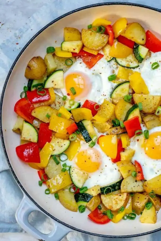 Eggs never tasted so good as this low carb version with zucchini, peppers, onion, and none of the high carb, high calorie home fries.