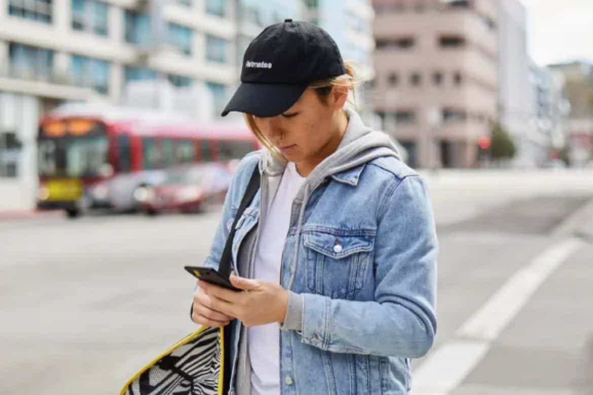 Postmates vs DoorDash Best App for Drivers to Top 20/Hour